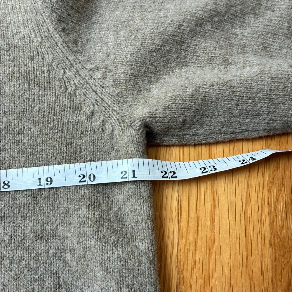 J. Crew Men’s Confetti Lambs Wool Sweater Quarter Zip Gray Size M